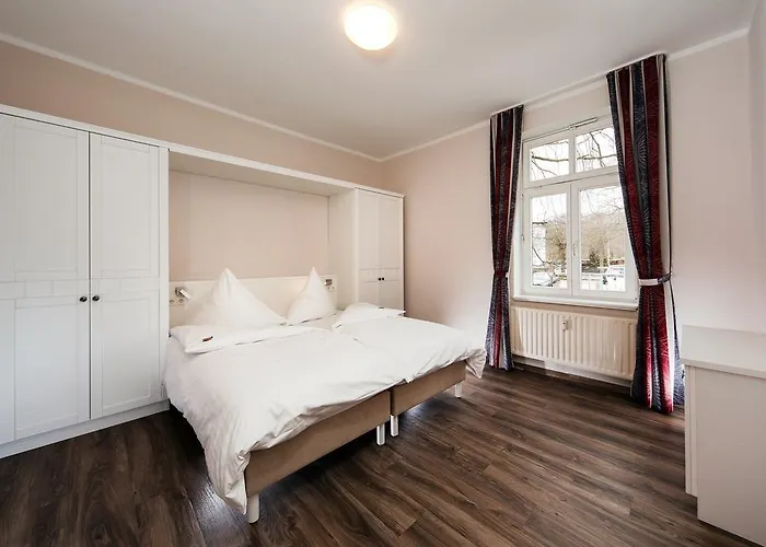 Haus Grahl * Graal-Mueritz